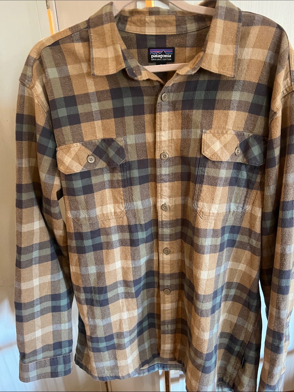 Patagonia Plaid Button-Down Shirt sz XL